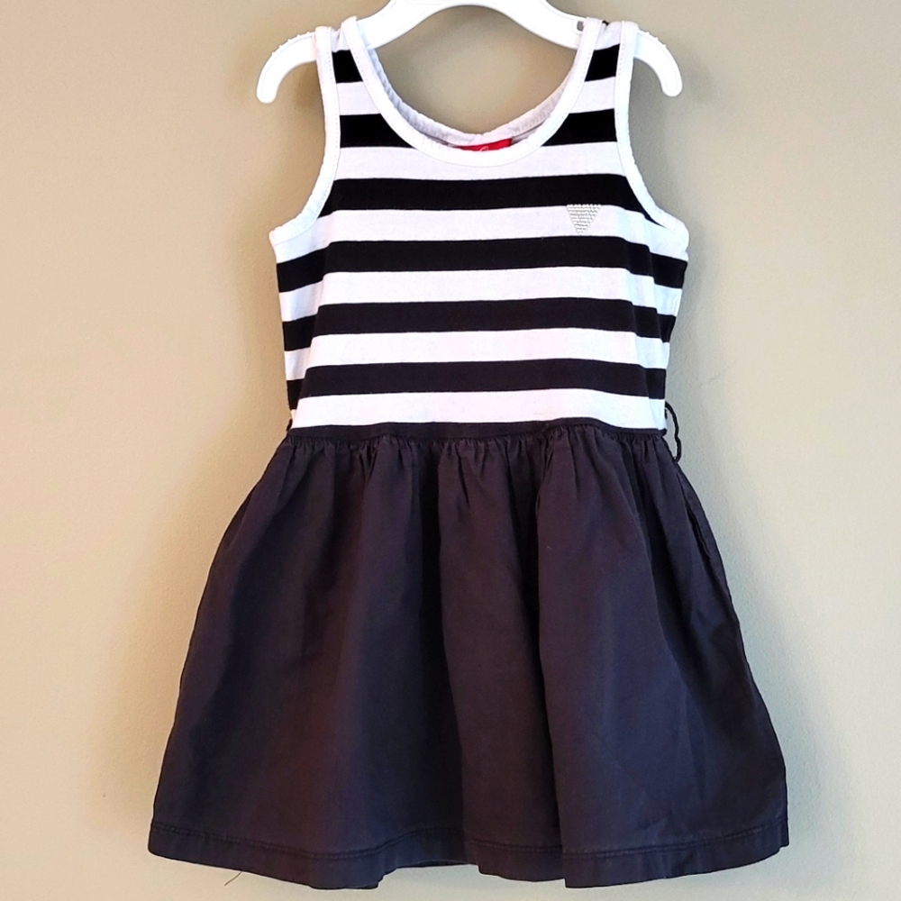Guess sleeveless dress